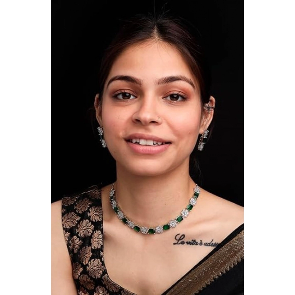 PID-66315-Women-s-Brass-Silver-Plated-Necklace-set-Green-4-1000×1000-1.webp