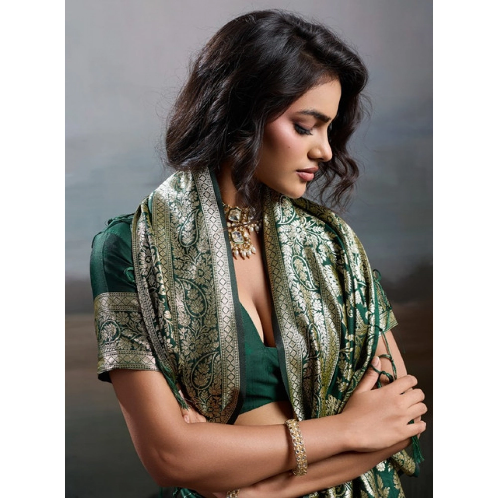 PID-67102-Women-s-Silk-Blend-Printed-Saree-With-Unstitched-Blouse-5-5-Mtr-Dark-Green-4-1000×1000-1.webp